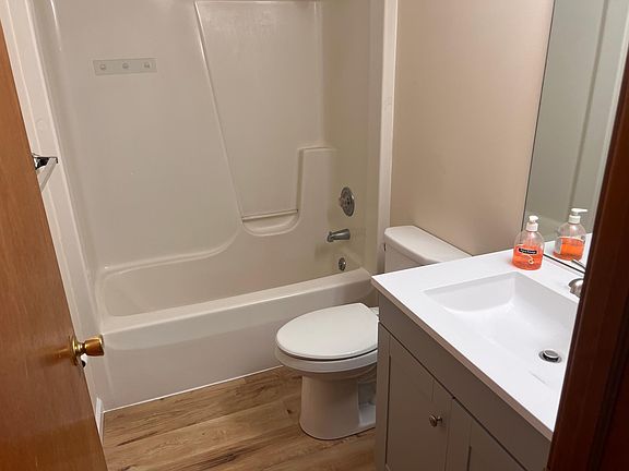 2nd image of 2720 Alder Creek Dr S APT 4