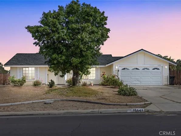 11541 Laurel Oak Rd, Victorville, CA 92392