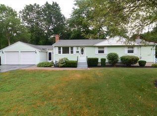 20 Richard St, Foxboro, MA 02035