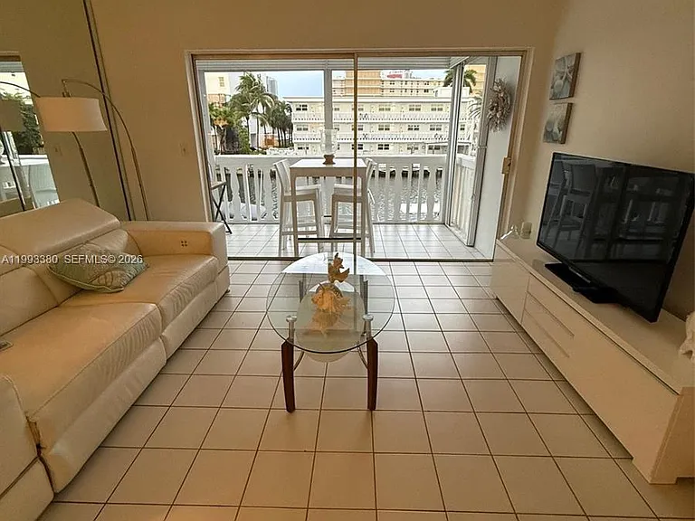 440 Paradise Isle Blvd #205 — Photo 11