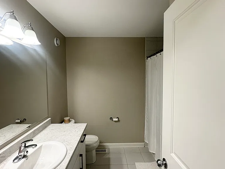 949 Stonewalk Dr — Photo 2