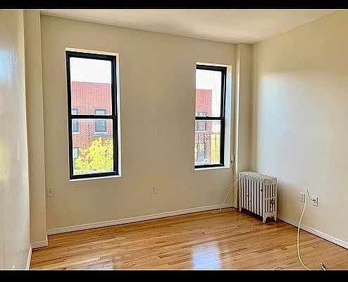 4th image of 8423 3rd Ave #3