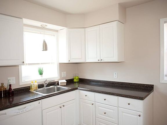 2nd image of 28947 Westfield St
