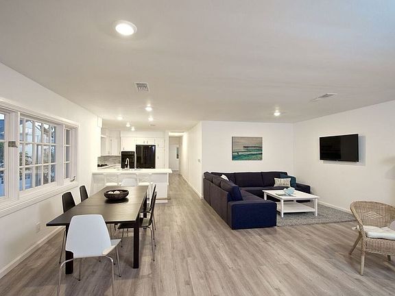 4th image of 5210 Neptune Ave #B