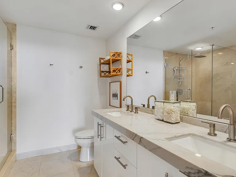 550 Okeechobee Blvd #622 — Photo 11