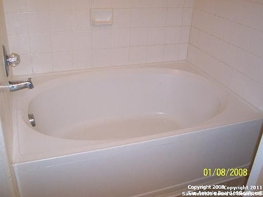 3rd image of 8007 Icicle Trl