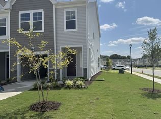 170 Golden Arms Dr, Smithfield, NC 27577