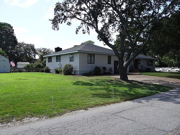 4th image of 2945 Lynnhaven Dr