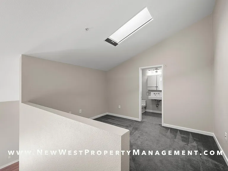 2064 Kettner Blvd #40 — Photo 31