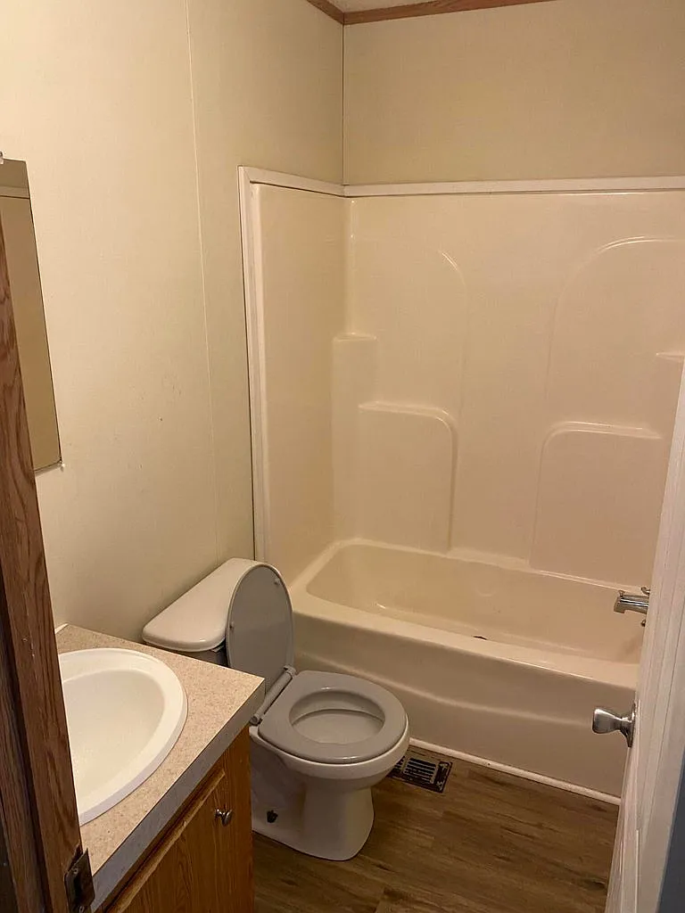 132 Pauline Street - 1 — Photo 2