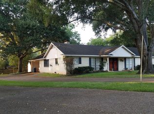 208 Guadalupe Cir, Athens, TX 75751