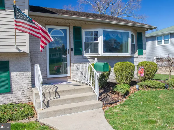 1009 Pinebrook Rd, Cherry Hill, NJ 08034