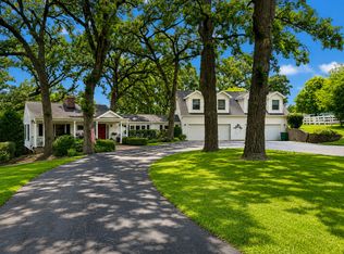 24740 W Miller Rd, Barrington, IL 60010