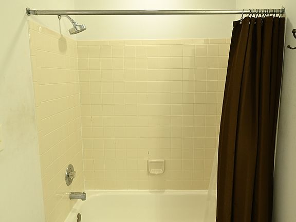 4th image of 5206 Bamburg Ct