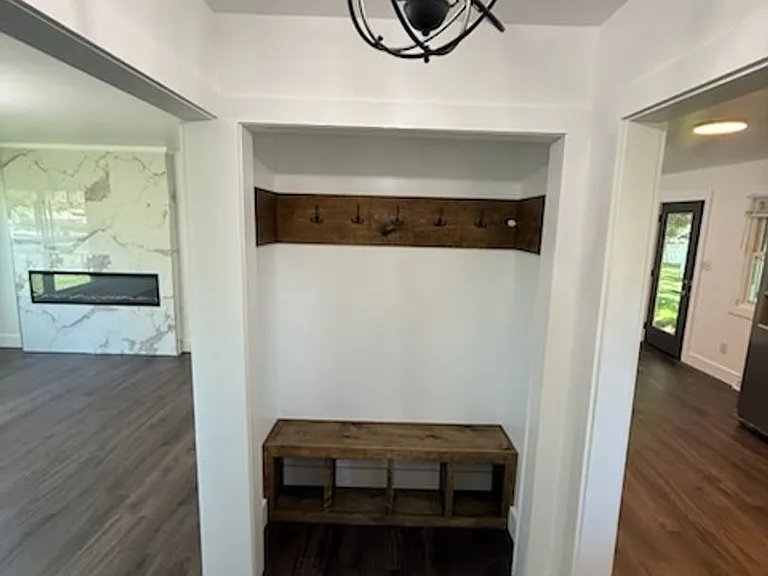 135 Grandview Ave — Photo 4