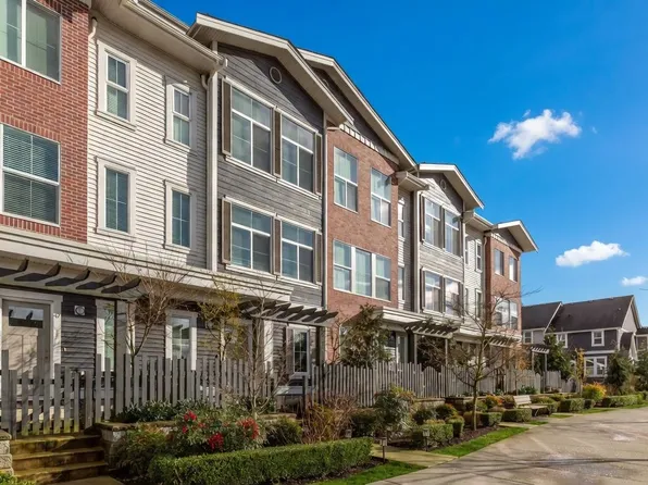 8371 202b St #46, Langley, BC V2Y 4K6