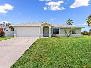 923 SE 31st St, Cape Coral, FL 33904