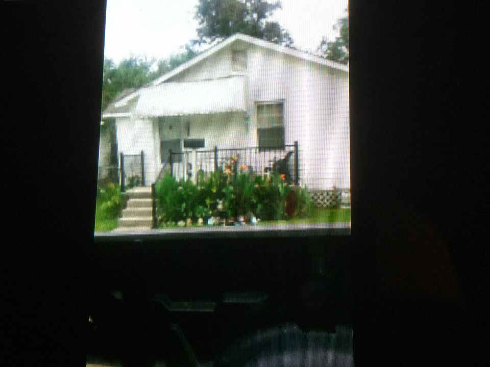 1st image of 1718 N Davis Hwy