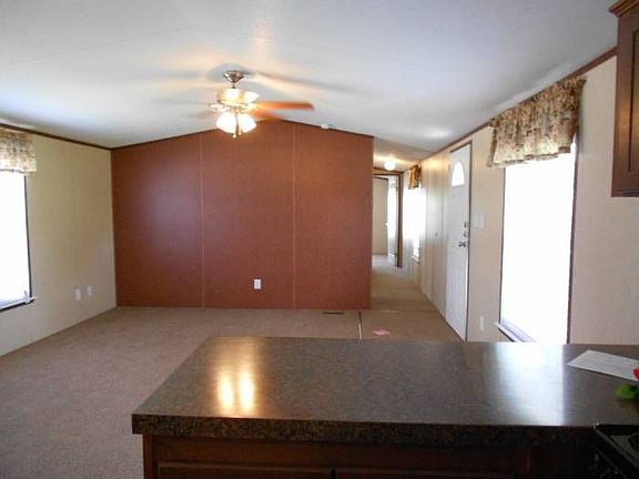 living room/kitchen_4