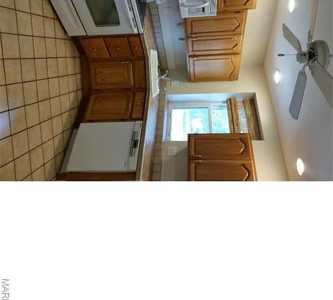 4th image of 4955 Itaska St
