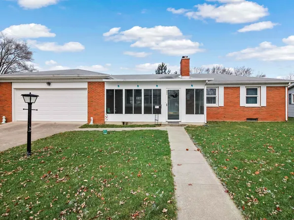 600 Chestnut Dr, Gas City, IN 46933