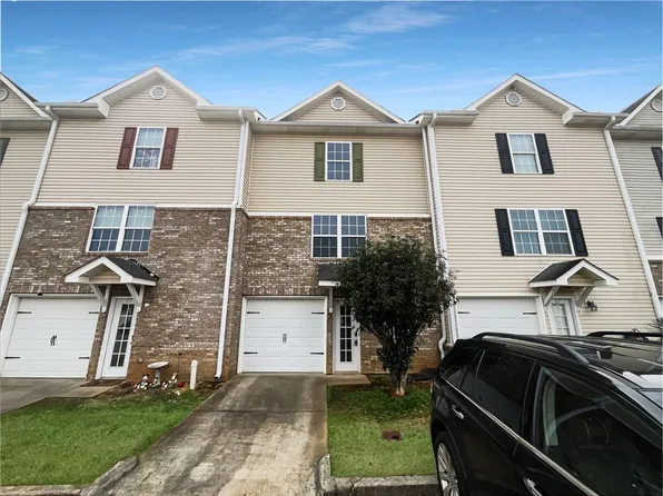 59 Middlebrook Dr, Cartersville, GA 30120