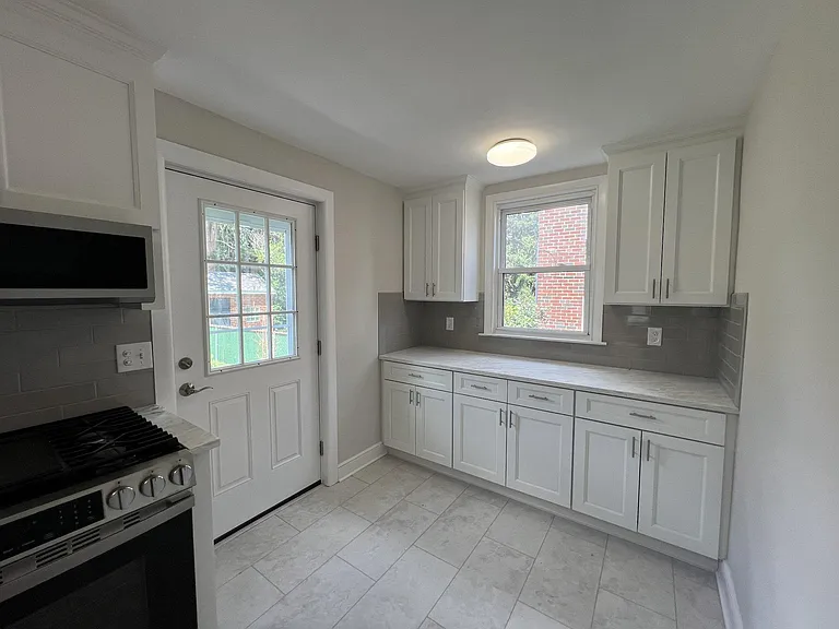 105 Signal Rd — Photo 13