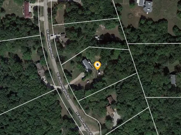 630 SE River Heights Rd, Lecompton, KS 66050