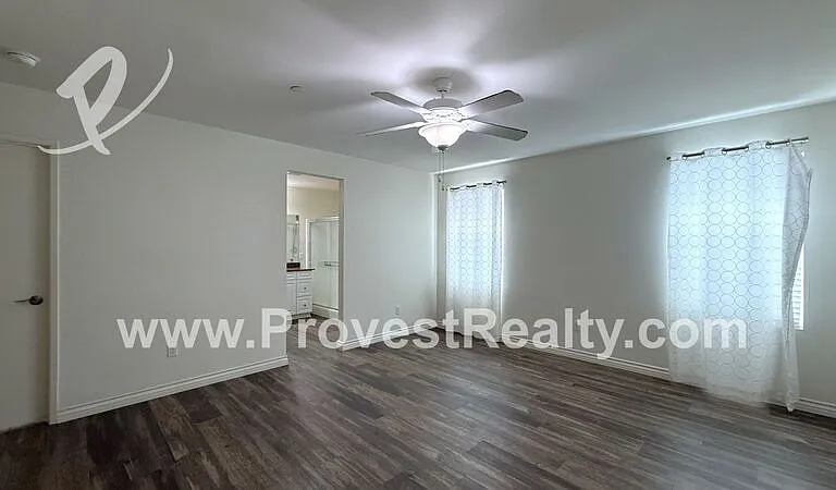 15946 Silvertip Way — Photo 13