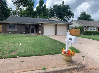 905 S State St, Edmond, OK 73003