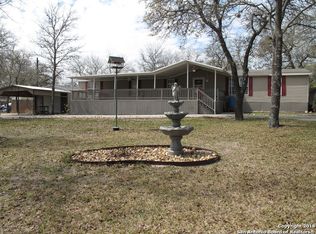 200 Encino Rio, Adkins, TX 78101