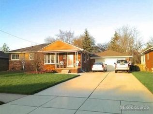 27310 Sylvan Ave, Warren, MI 48093