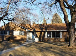 1923 S 111th St, Omaha, NE 68144