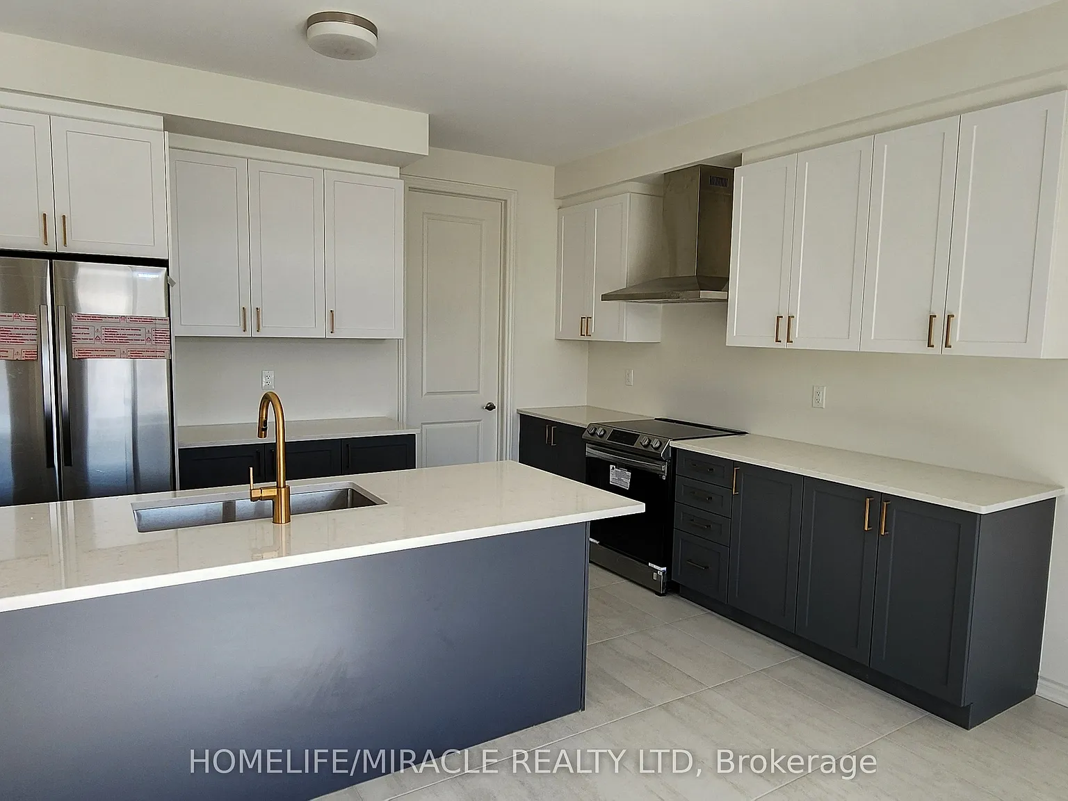 5 bed, $3,299 — Photo 3