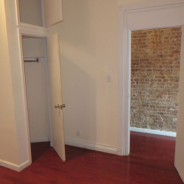 2nd image of 1047 Bedford Ave #4BS