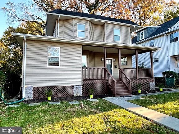 2nd image of 3923 Fairview Ave