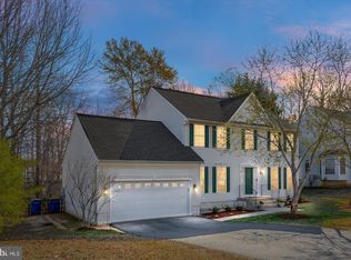 9505 Hickory Hill Dr, Fredericksburg, VA 22408