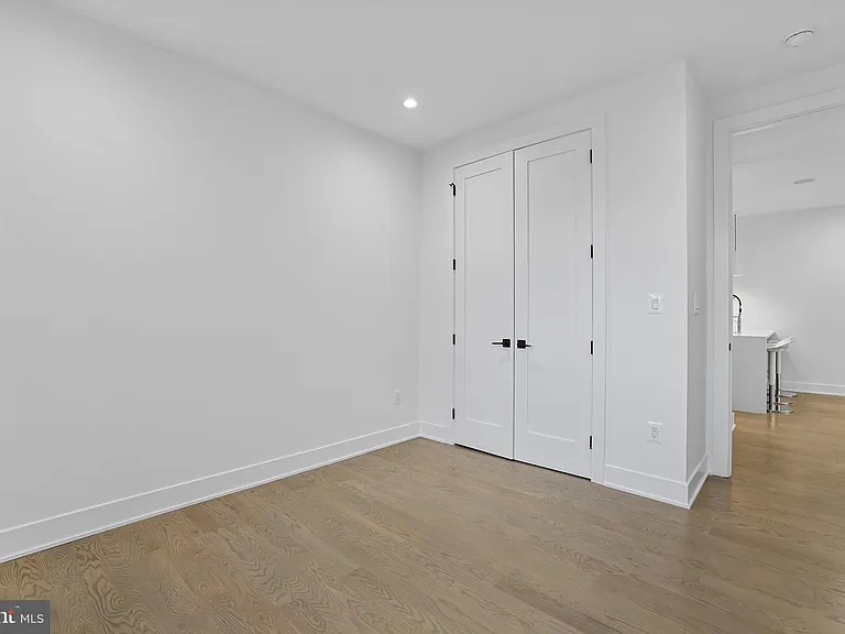 1220 Potomac Ave SE #3 — Photo 10