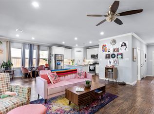 810 N Walnut St, Sherman, TX 75090