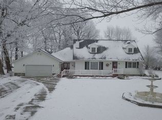 20850 Lincoln Rd, West Union, IA 52175