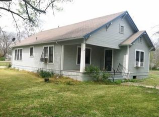 408 S Gabriel St, Granger, TX 76530
