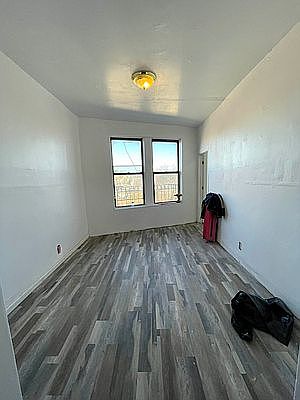 3rd image of 38-12 Astoria Blvd S #10