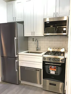 Rented by Sky Management | media 56