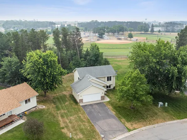 304 14th Ave S, Princeton, MN 55371