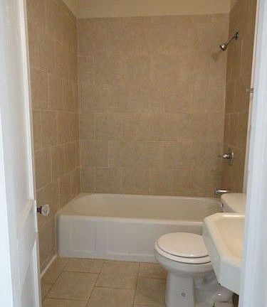 5th image of 4 Ingleside Vlg