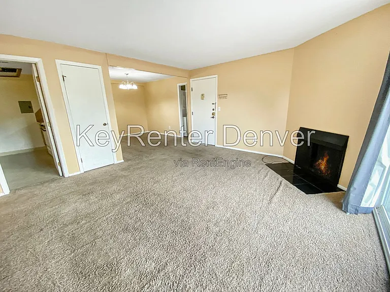 12136 N Melody Dr #302 — Photo 6