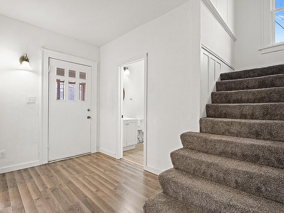 3rd image of 706 S Menlo Ave