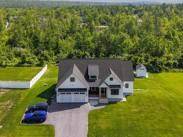 422 Blane Circle #50, Pembroke, NH 03275
