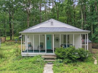 59 Orange Dr, Hague, VA 22469