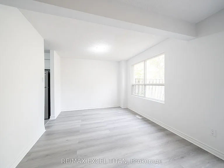 1285 White Oaks Blvd — Photo 13